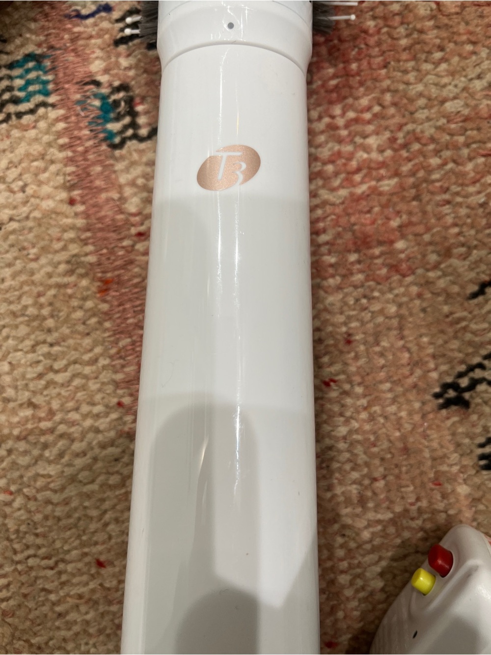 T3 airbrush dryer White Hair Styling Round Brush with Venting - Picture 3 of 5